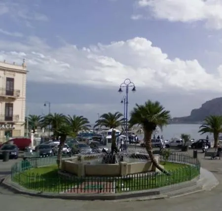 Mondello Plaza 巴勒莫
